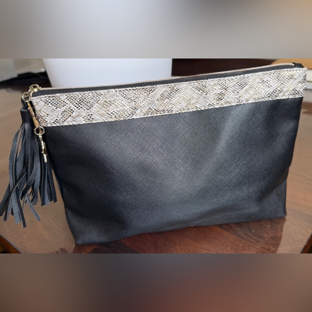 Make up, toiletries, or travel pouch / necessaire bag